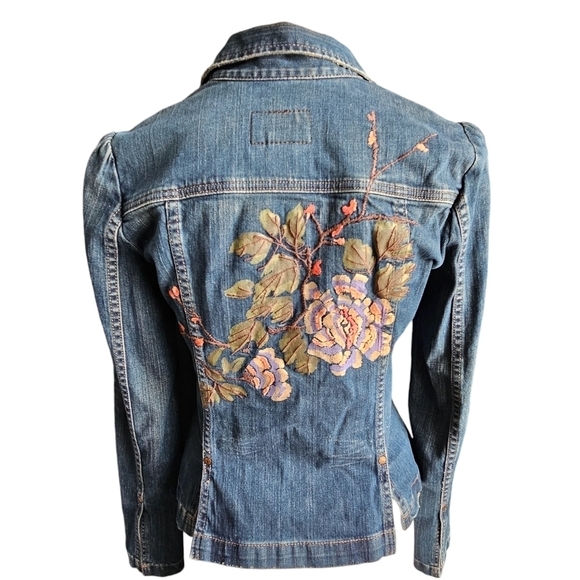 Calvin Klein Jean Jacket Embroidery Medium Wash Size Small - Picture 3 of 11